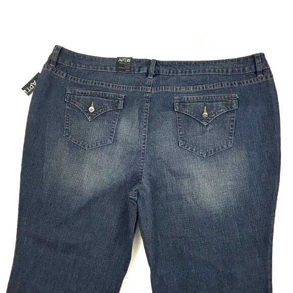 NEW Apt. 9 Maxwell Fit Bootcut Mid Rise Capri Women's size 24W Dark Blue Jeans - Picture 3 of 3